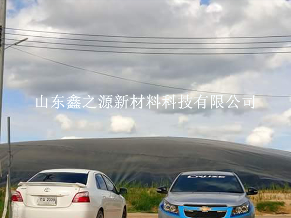 沼氣池黑膜需要進(jìn)行怎樣的養(yǎng)護(hù)工作？