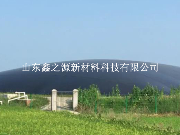 仔細(xì)檢測(cè)沼氣池黑膜滲透點(diǎn)，保障工程質(zhì)量