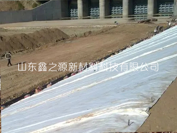 魚蝦養(yǎng)殖防滲膜在進(jìn)行存儲(chǔ)時(shí)須注意哪些事項(xiàng)？