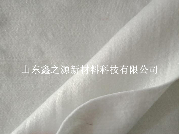 丙綸土工布施工連接技巧：高效、穩(wěn)固的拼接藝術(shù)