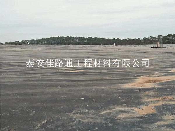 沼氣池黑膜運輸“三字訣”：穩(wěn)、護、查