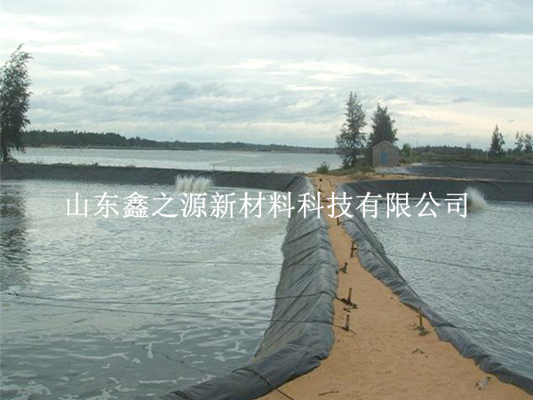 魚蝦養(yǎng)殖防滲膜鋪設(shè)過程中有哪些注意事項(xiàng)？