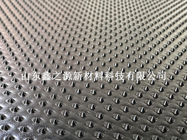 駐點土工膜厚度生產(chǎn)技巧：精準(zhǔn)控制，高效產(chǎn)出